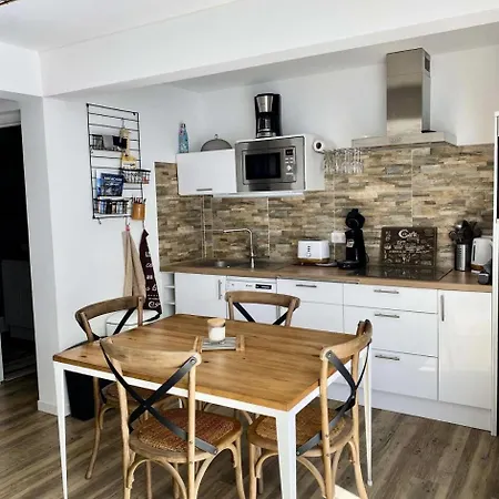 Les Perlieres - - T1 Decore Avec Soin, Pour 2 Personnes Mae-3194 Apartament